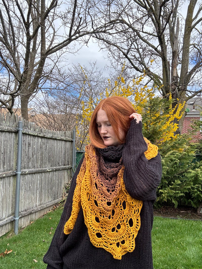 [READY TO SHIP] Black to Yellow Virus Shawl